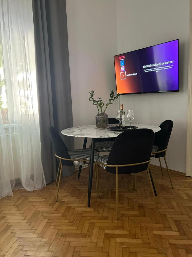 וינה Apartment 5 Min Schoenbrunn Gloriette, Direct To City Center, Free Parking מראה חיצוני תמונה