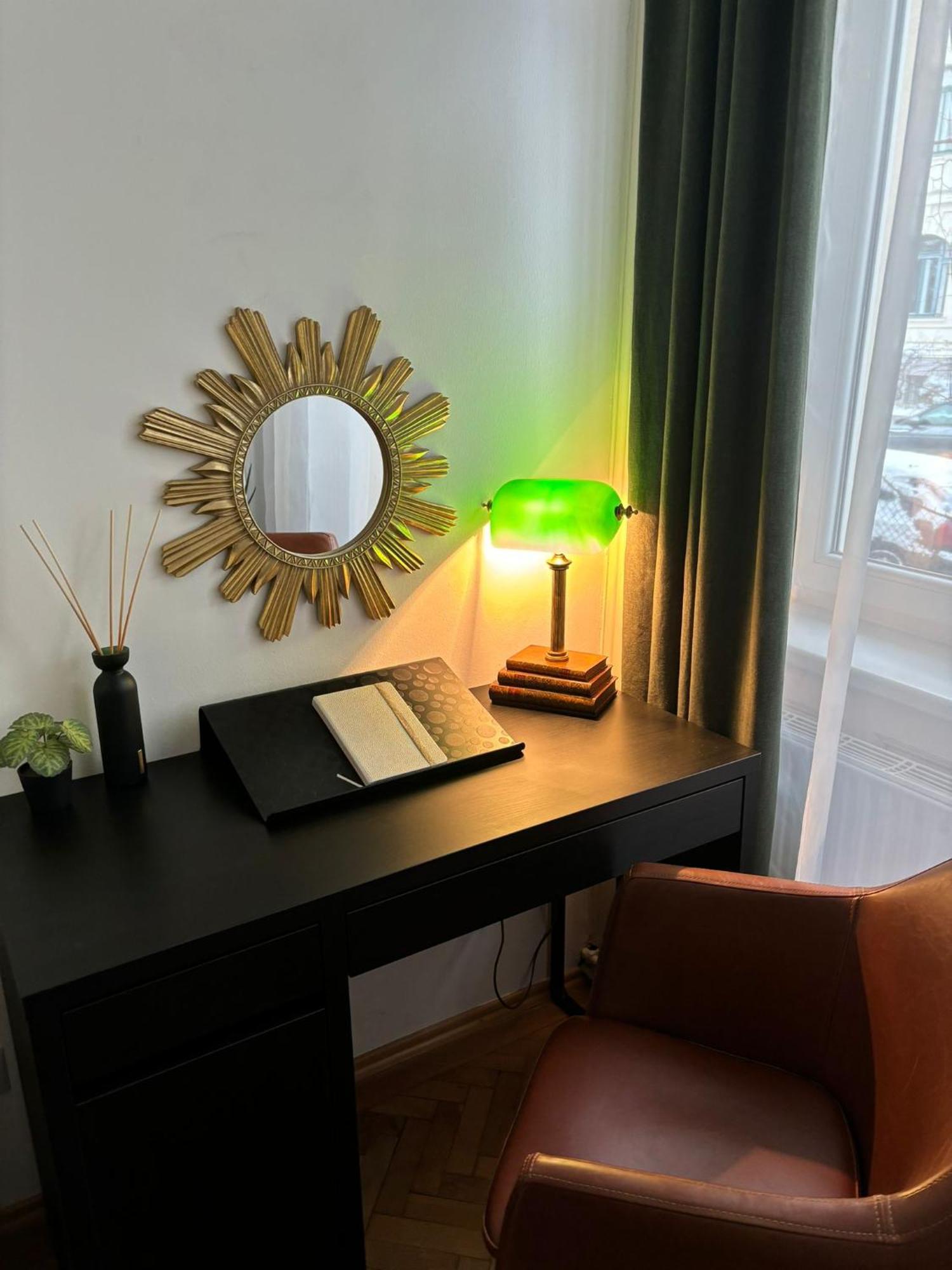 וינה Apartment 5 Min Schoenbrunn Gloriette, Direct To City Center, Free Parking מראה חיצוני תמונה