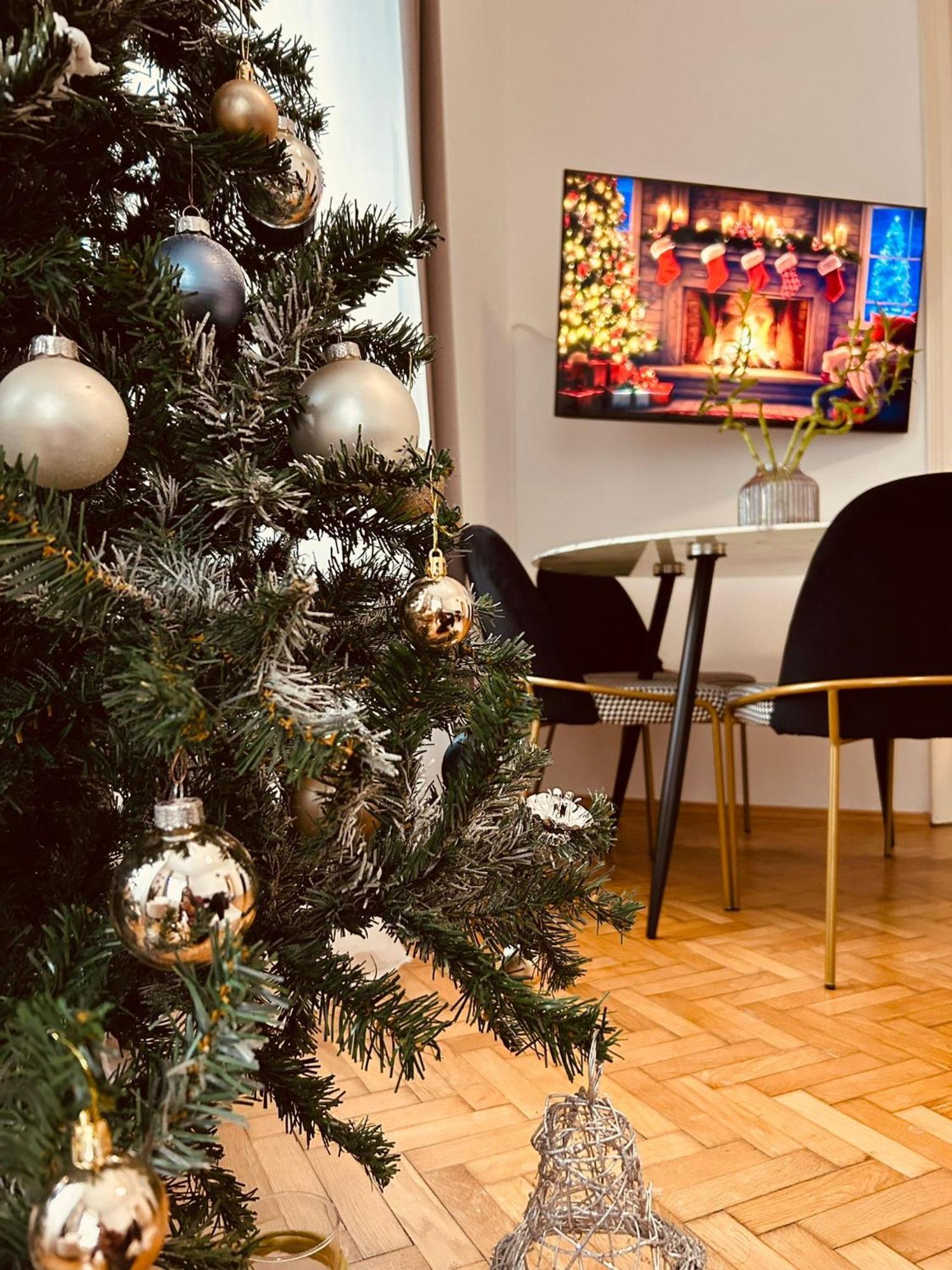 וינה Apartment 5 Min Schoenbrunn Gloriette, Direct To City Center, Free Parking מראה חיצוני תמונה